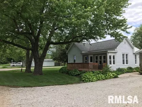212 N 1st St, Secor, IL 61771 photo 2