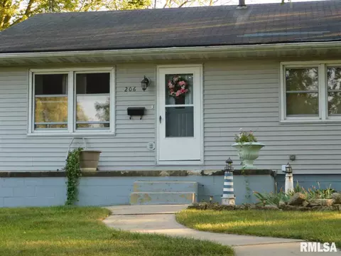 206 E Front St, Roanoke, IL 61561 photo 3