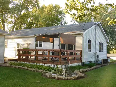 206 E Front St, Roanoke, IL 61561 photo 22