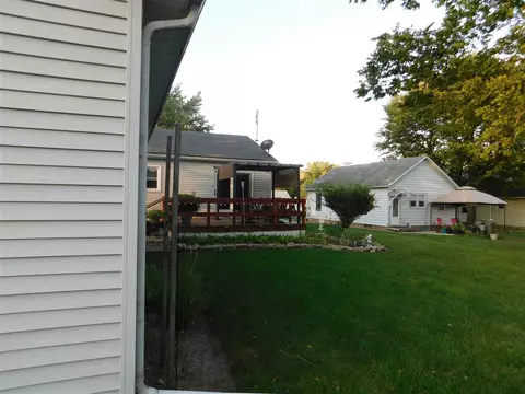 206 E Front St, Roanoke, IL 61561 photo 29