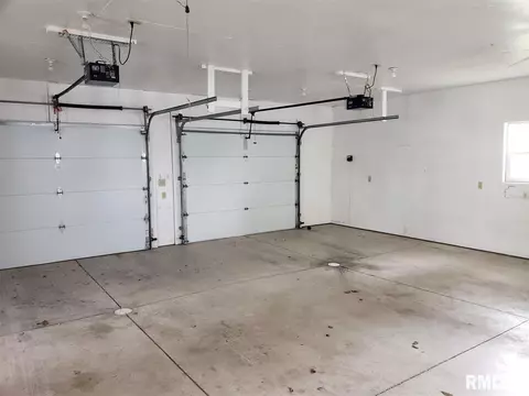 206 E Front St, Roanoke, IL 61561 photo 31