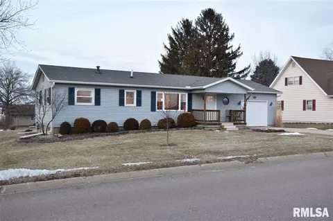 711 E Madison St, Metamora, IL 61548 photo 2