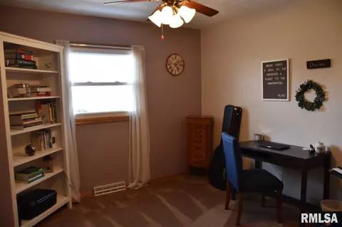 711 E Madison St, Metamora, IL 61548 photo 24