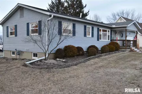 711 E Madison St, Metamora, IL 61548 photo 4