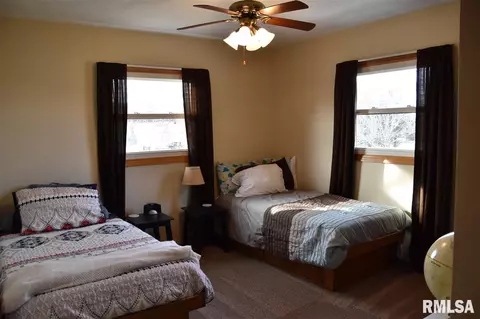 711 E Madison St, Metamora, IL 61548 photo 18
