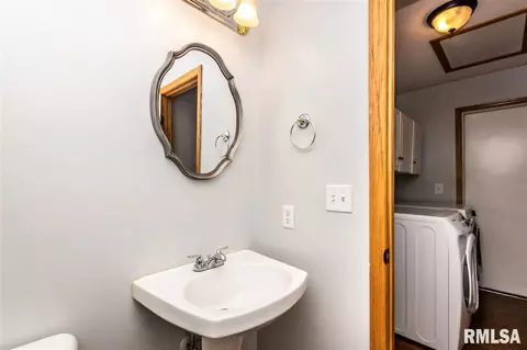 414 Mackenzie Pl, Germantown Hills, IL 61548 photo 16