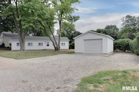 203 E Pearl, Danvers, IL 61732 photo 1