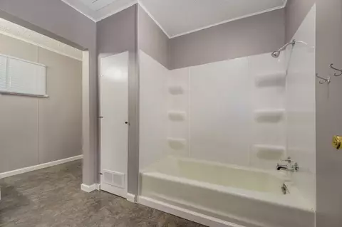 203 E Pearl, Danvers, IL 61732 photo 16