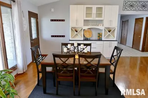 4305 S Banbury Cv, Mapleton, IL 61547 photo 9