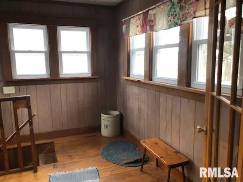 27611 E Il Hwy 9, Canton, IL 61525 photo 21