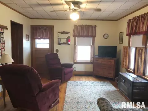 27611 E Il Hwy 9, Canton, IL 61525 photo 3