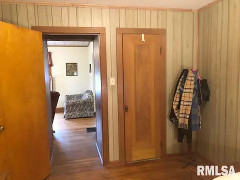 27611 E Il Hwy 9, Canton, IL 61525 photo 19
