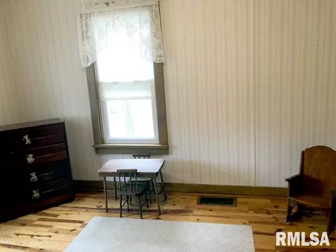 27611 E Il Hwy 9, Canton, IL 61525 photo 17