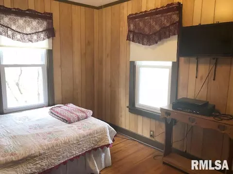 27611 E Il Hwy 9, Canton, IL 61525 photo 14