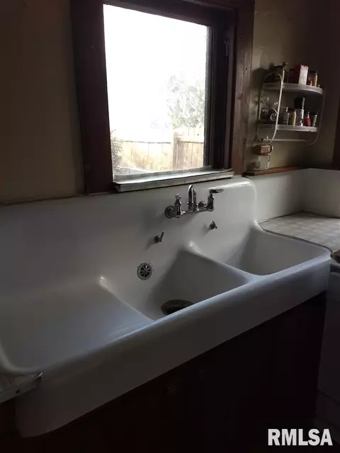 533 S Mcarthur St, Macomb, IL 61455 photo 17