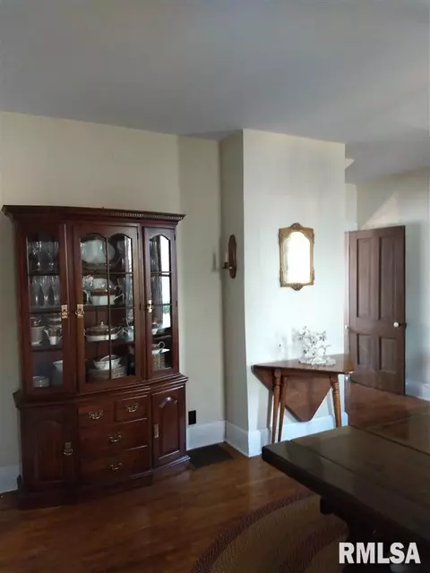 533 S Mcarthur St, Macomb, IL 61455 photo 9