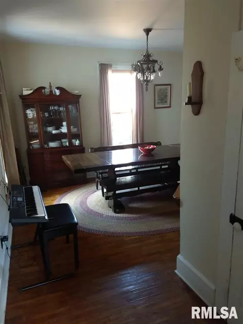 533 S Mcarthur St, Macomb, IL 61455 photo 14