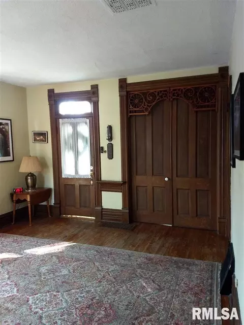 533 S Mcarthur St, Macomb, IL 61455 photo 5