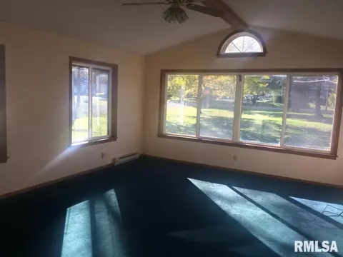 507 N 3rd St, Dunlap, IL 61525 photo 3