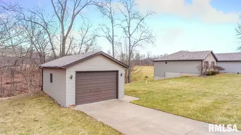 9208 S J T Ct, Mapleton, IL 61547 photo 3