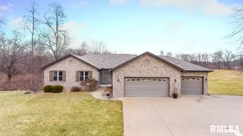 9208 S J T Ct, Mapleton, IL 61547 photo 2