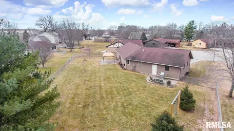 526 E Belaire Ct, Goodfield, IL 61742 photo 30