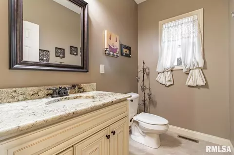 5002 S Whittingham Cv, Mapleton, IL 61547 photo 18