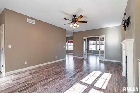 5002 S Whittingham Cv, Mapleton, IL 61547 photo 7