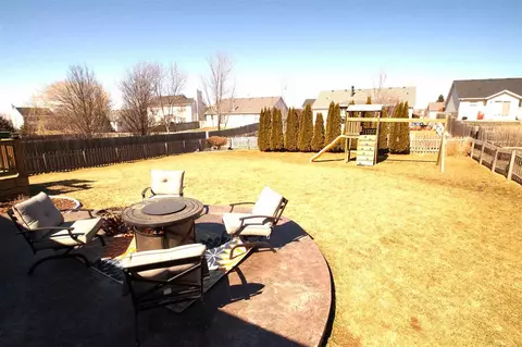 2329 W Marks Pl, Dunlap, IL 61525 photo 21