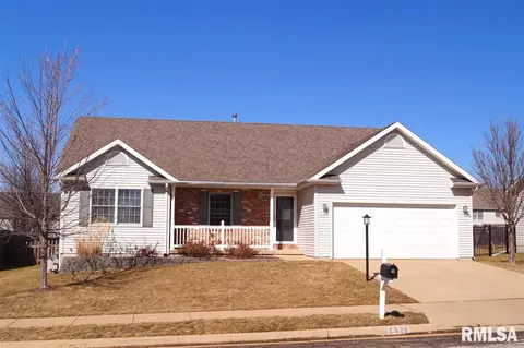2329 W Marks Pl, Dunlap, IL 61525 photo 1