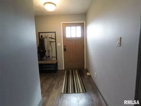 18175 River Rd, Danvers, IL 61732 photo 13