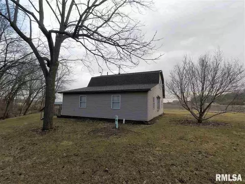 18175 River Rd, Danvers, IL 61732 photo 5