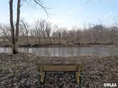 18175 River Rd, Danvers, IL 61732 photo 8