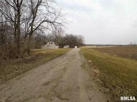18175 River Rd, Danvers, IL 61732 photo 1