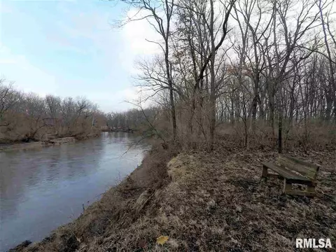 18175 River Rd, Danvers, IL 61732 photo 10
