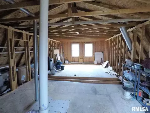 18175 River Rd, Danvers, IL 61732 photo 23