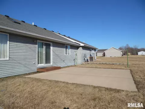 2007 Riverview Dr, Macomb, IL 61455 photo 29