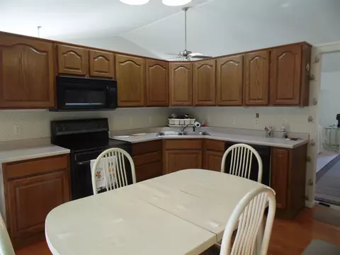 2007 Riverview Dr, Macomb, IL 61455 photo 8