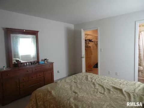 2007 Riverview Dr, Macomb, IL 61455 photo 18