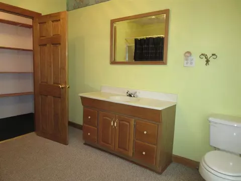 524 S 1st Ave, Canton, IL 61520 photo 14