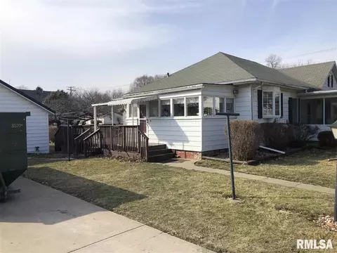 403 S 3rd St, Cuba, IL 61427 photo 3