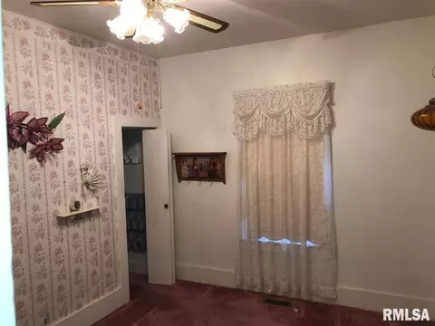 403 S 3rd St, Cuba, IL 61427 photo 16