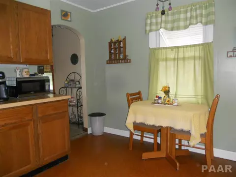 604 North St, Augusta, IL 62311 photo 6