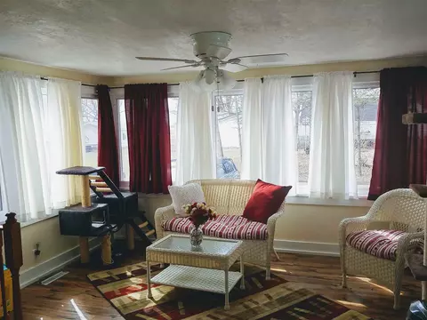121 E Polk St, Cuba, IL 61427 photo 30
