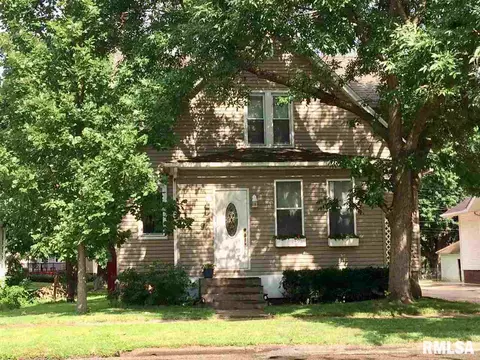 329 S Dudley St, Macomb, IL 61455 photo 24