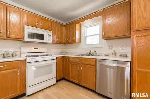 8712 N Willow Dr, Edwards, IL 61528 photo 16
