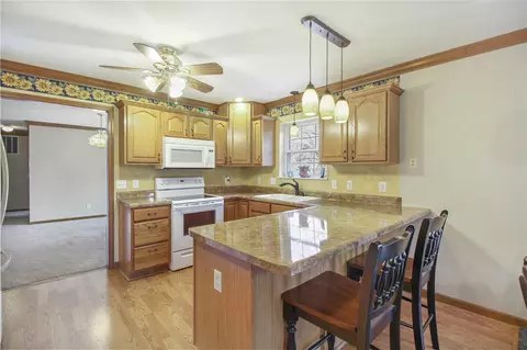 4724 W Pendleton Pl, Peoria, IL 61615 photo 10