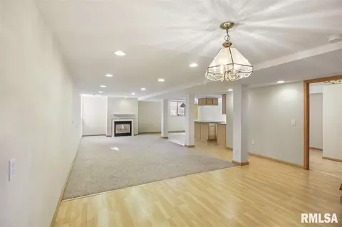4724 W Pendleton Pl, Peoria, IL 61615 photo 27