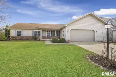4724 W Pendleton Pl, Peoria, IL 61615 photo 1
