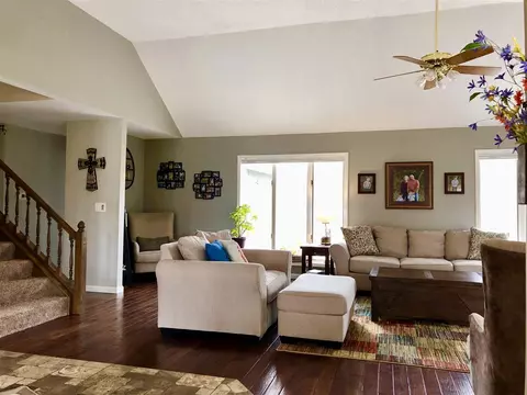4 Marty Ln, Macomb, IL 61455 photo 6